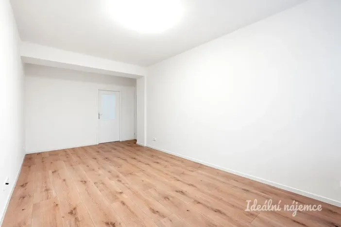Pronájem bytu 2+1, Praha - Žižkov, Na Balkáně, 50 m2