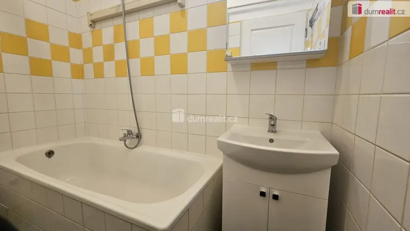 Pronájem bytu 2+kk, Praha - Dejvice, Wuchterlova, 53 m2