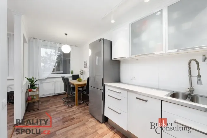 Prodej bytu 3+1, Praha - Černý Most, Doležalova, 78 m2