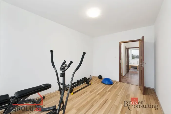 Prodej bytu 3+1, Praha - Černý Most, Doležalova, 78 m2