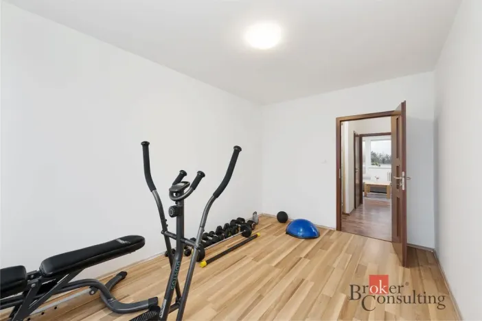 Prodej bytu 3+1, Praha - Černý Most, Doležalova, 78 m2