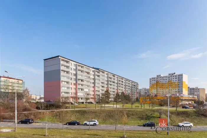 Prodej bytu 3+1, Praha - Černý Most, Doležalova, 78 m2
