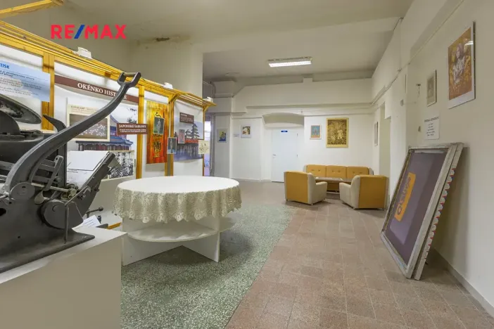 Prodej výrobních prostor, Dašice, náměstí T. G. Masaryka, 2490 m2