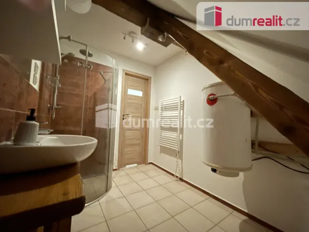 Prodej bytu 1+kk, Krnov - Pod Bezručovým vrchem, Nádražní, 48 m2