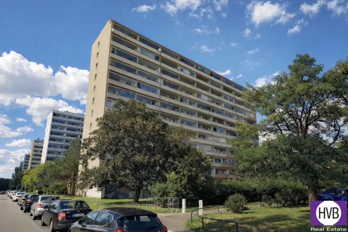 Pronájem bytu 2+kk, Praha, Hvězdova, 42 m2