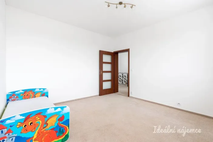 Pronájem bytu 5+1, Šestajovice, Sukova, 204 m2