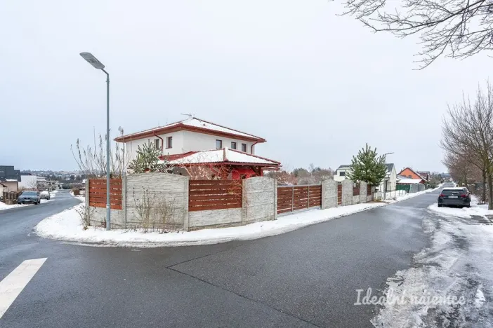 Pronájem bytu 5+1, Šestajovice, Sukova, 204 m2