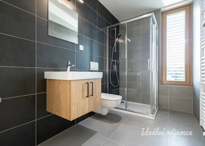 Pronájem bytu 1+kk, Praha - Malešice, Mölzerova, 30 m2