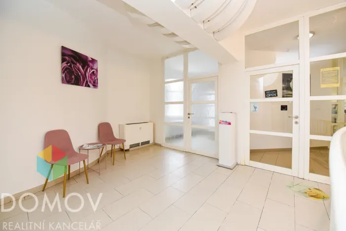 Pronájem obchodního prostoru, Beroun - Beroun-Centrum, Česká, 12 m2