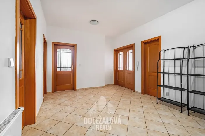 Pronájem bytu 4+1, Praha - Hostivař, Na Groši, 111 m2