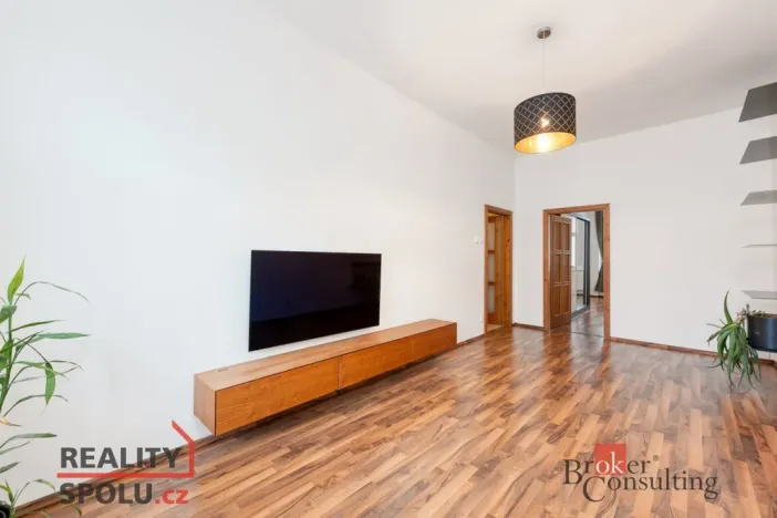 Pronájem bytu 2+1, Praha - Nusle, Rostislavova, 71 m2