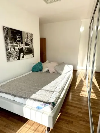 Pronájem bytu 3+kk, Praha - Holešovice, Tusarova, 76 m2