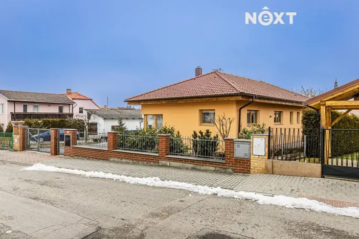 Prodej rodinného domu, Ledenice, Na Oborách, 180 m2