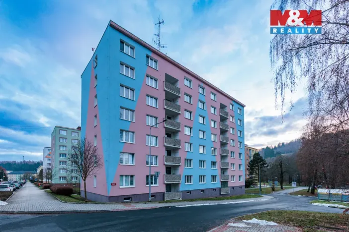 Pronájem bytu 1+1, Kraslice, B. Smetany, 36 m2