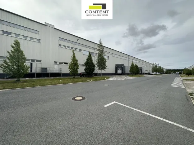 Pronájem skladu, Kněževes, Nad Kovárnou, 2333 m2