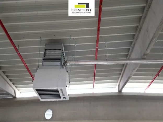 Pronájem skladu, Vrskmaň, Průmyslová, 4300 m2