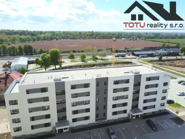 Pronájem garážového stání, Jaroměř, Josefa Šímy, 12 m2