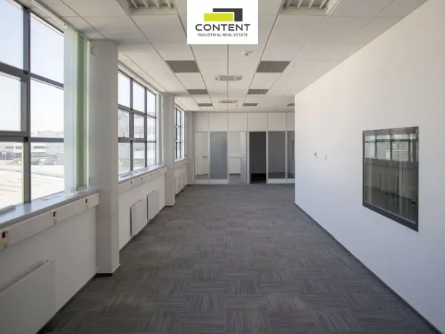 Pronájem skladu, Žebrák, Tovární, 8281 m2