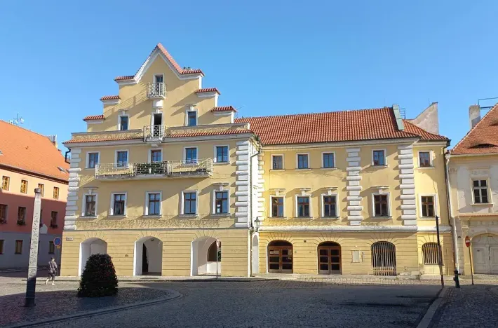 Prodej bytu 3+1, Žatec, náměstí Svobody, 99 m2