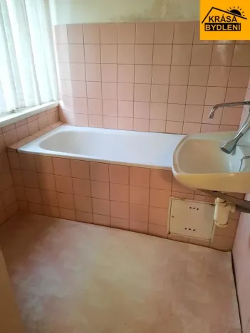 Prodej bytu 4+1, Olomouc - Chválkovice, 82 m2