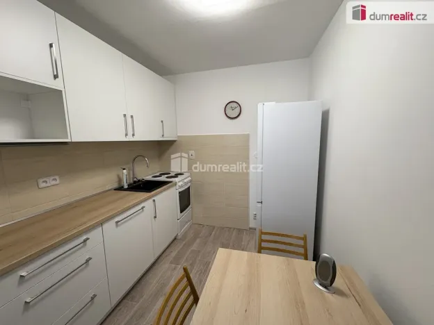 Pronájem bytu 2+kk, Příbram - Příbram IV, Nádražní, 41 m2