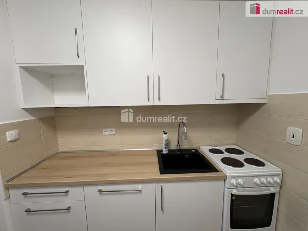 Pronájem bytu 2+kk, Příbram - Příbram IV, Nádražní, 41 m2