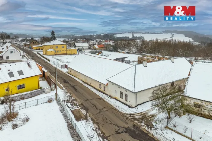 Prodej pozemku pro bydlení, Pertoltice, 2030 m2