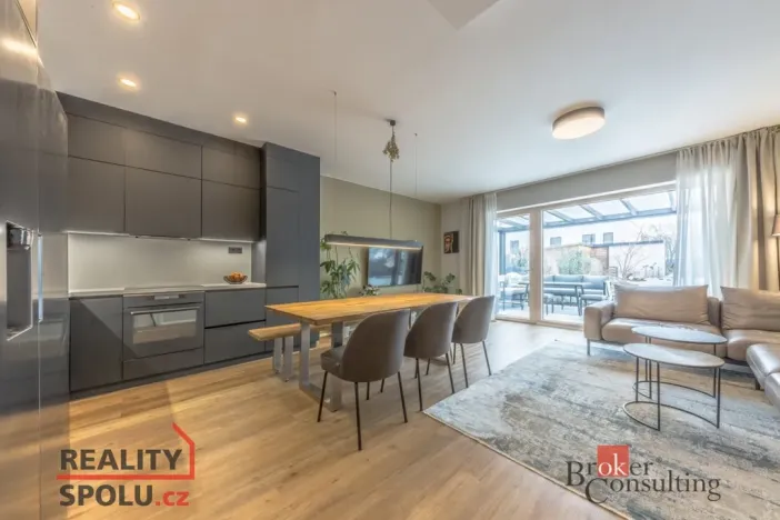 Prodej rodinného domu, Praha - Dolní Chabry, Karla Rachůnka, 122 m2