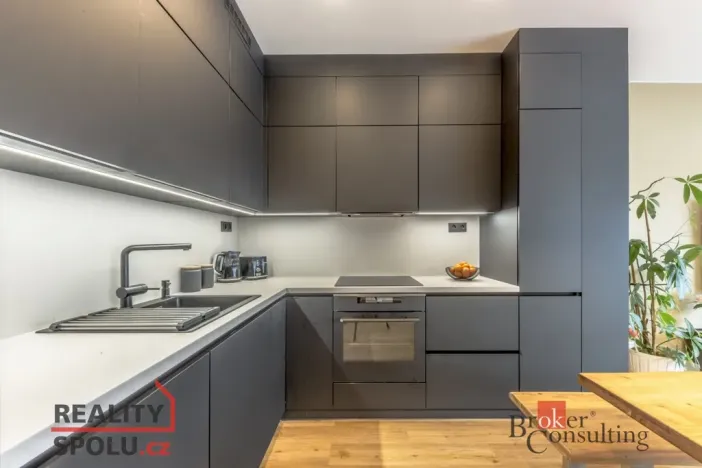 Prodej rodinného domu, Praha - Dolní Chabry, Karla Rachůnka, 122 m2