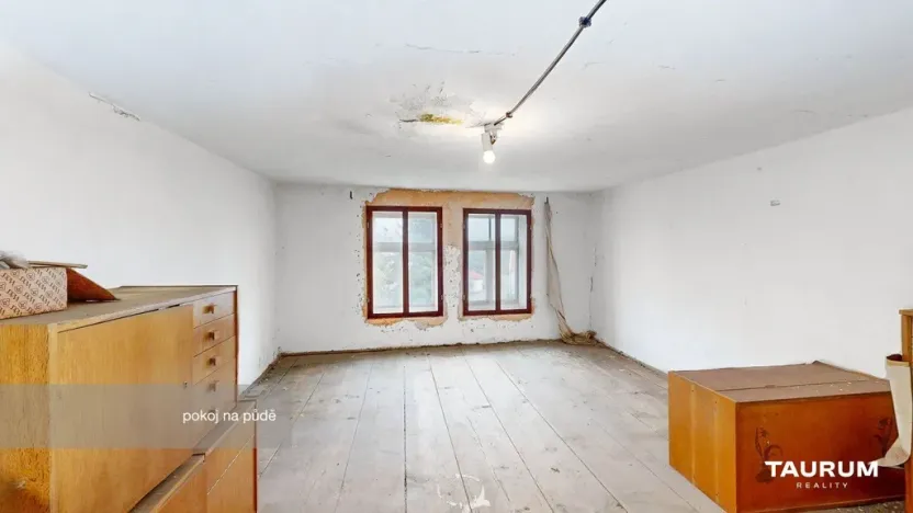 Prodej rodinného domu, Svojšín, 257 m2