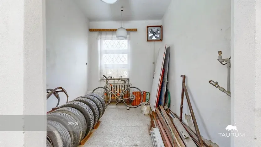 Prodej rodinného domu, Roupov, 525 m2