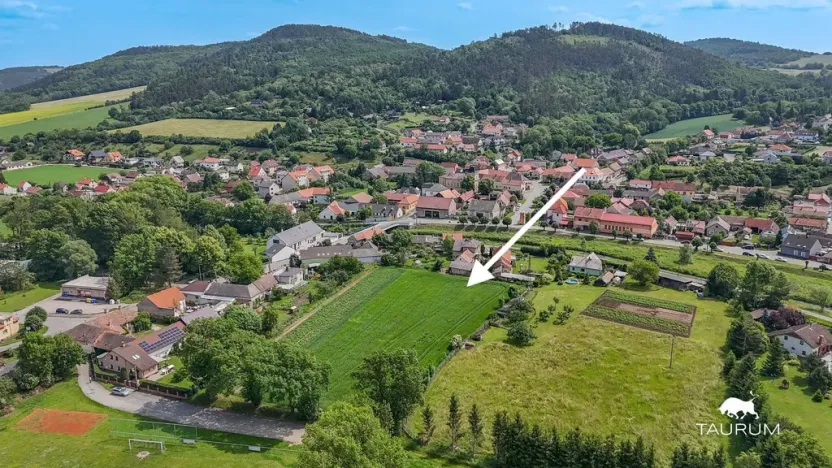 Prodej pozemku pro bydlení, Chodouň, 13216 m2