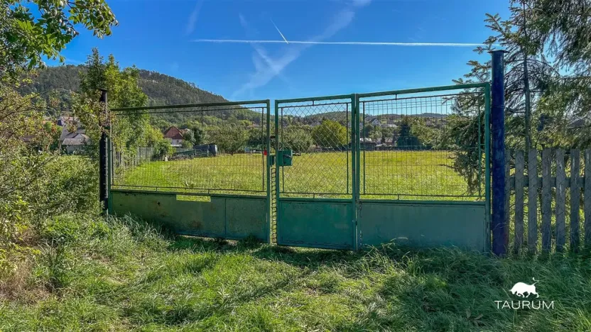 Prodej pozemku pro bydlení, Chodouň, 13216 m2