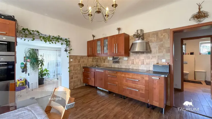 Prodej činžovního domu, Vysoký Újezd - Kuchař, K Silu, 260 m2