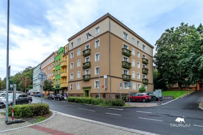 Prodej obchodního prostoru, Karlovy Vary, Vítězná, 147 m2