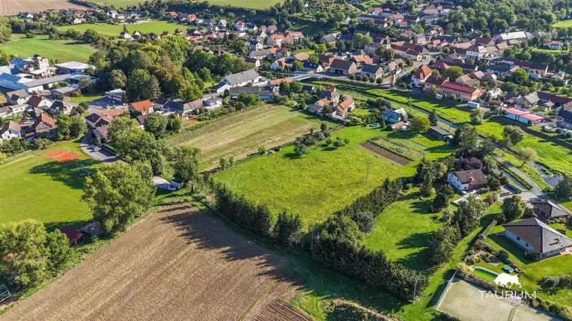 Prodej pozemku pro bydlení, Chodouň, 6455 m2