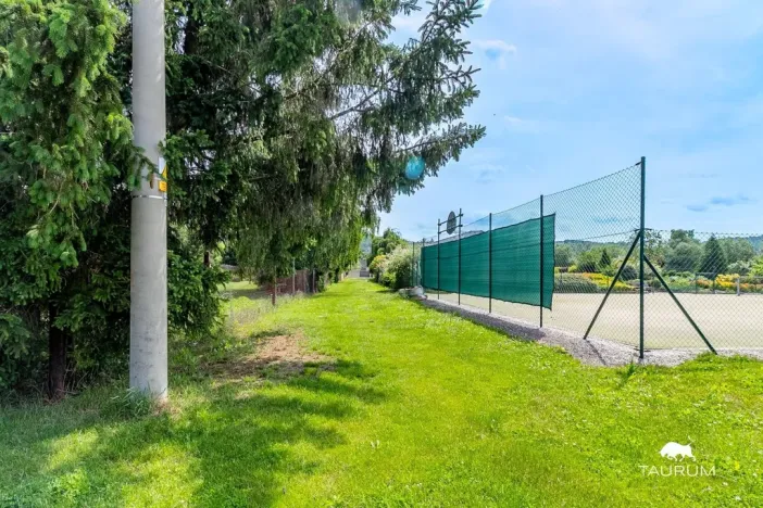 Prodej pozemku pro bydlení, Chodouň, 6455 m2