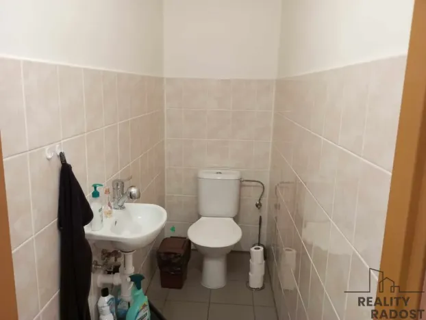 Pronájem obchodního prostoru, Kladno, Vítězná, 6 m2