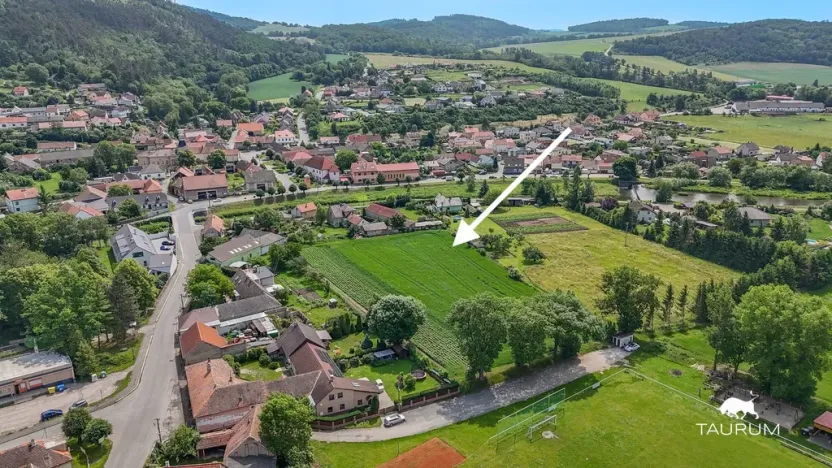 Prodej pozemku pro bydlení, Chodouň, 6761 m2