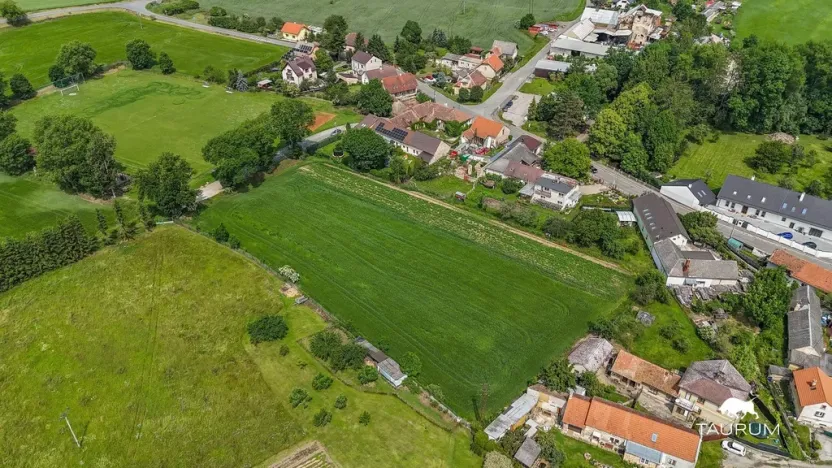 Prodej pozemku pro bydlení, Chodouň, 6761 m2