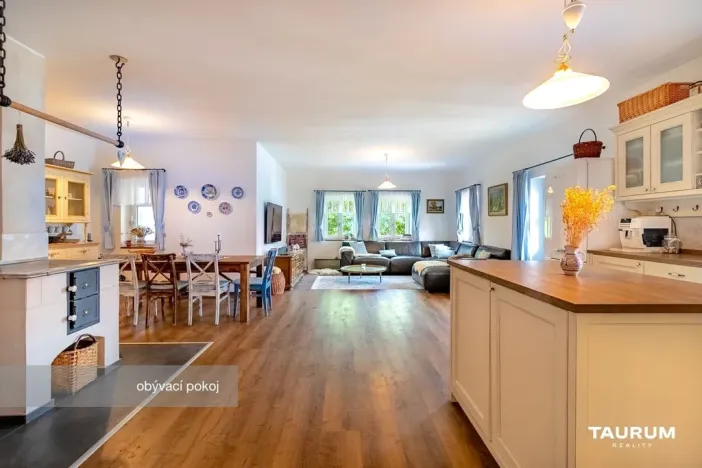 Prodej rodinného domu, Malešov - Týniště, Týniště, 730 m2