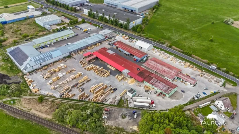 Prodej výrobních prostor, Zákupy, Nádražní, 21066 m2