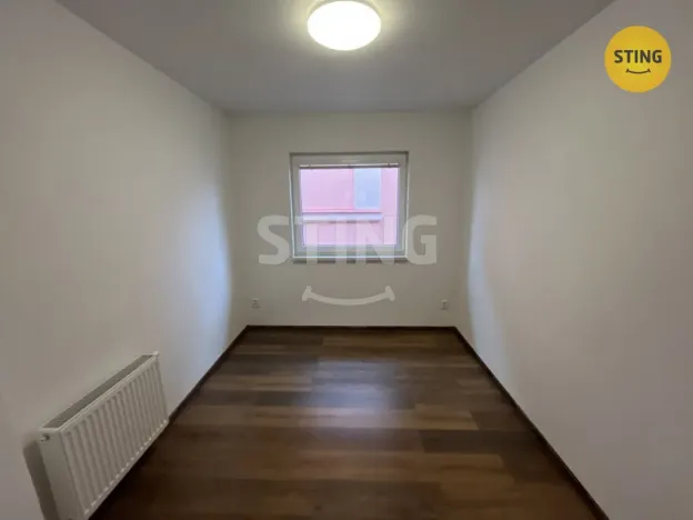 Pronájem bytu 2+kk, Opava, Hviezdoslavova, 52 m2