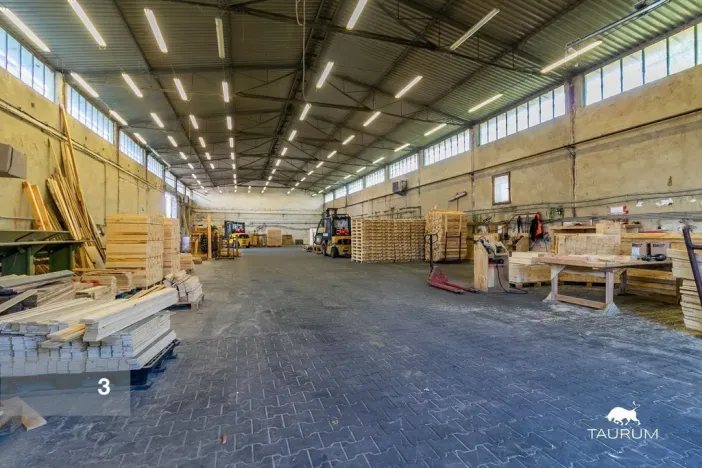 Prodej komerční nemovitosti, Vojkovice, 12027 m2