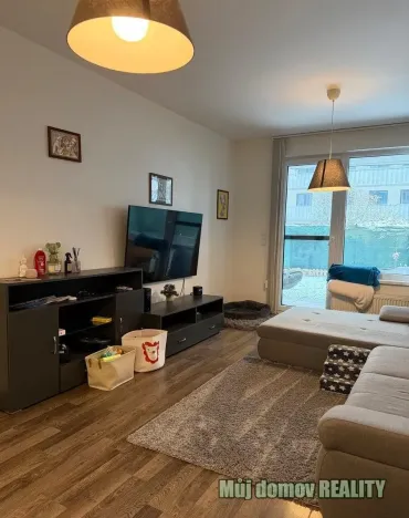 Pronájem bytu 3+kk, Praha - Strašnice, Zvěřinova, 78 m2