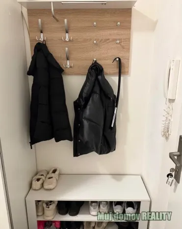 Pronájem bytu 3+kk, Praha - Strašnice, Zvěřinova, 78 m2