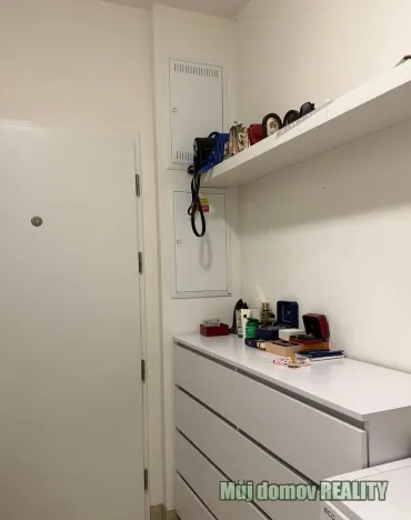 Pronájem bytu 3+kk, Praha - Strašnice, Zvěřinova, 78 m2