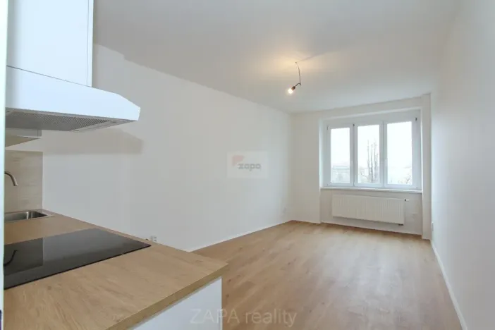Pronájem bytu 3+kk, Praha - Holešovice, Ortenovo náměstí, 62 m2