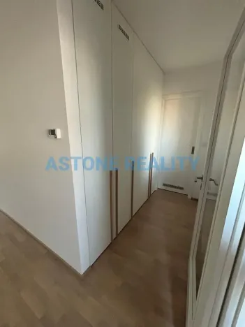 Pronájem rodinného domu, Praha - Ďáblice, Květnová, 172 m2