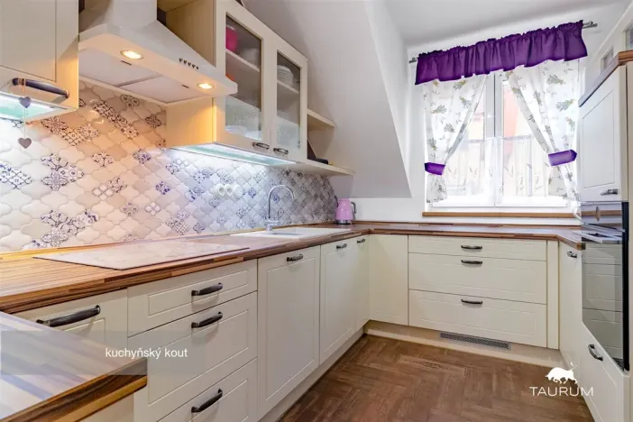 Prodej bytu 3+kk, Tlučná, U Špejcharu, 78 m2